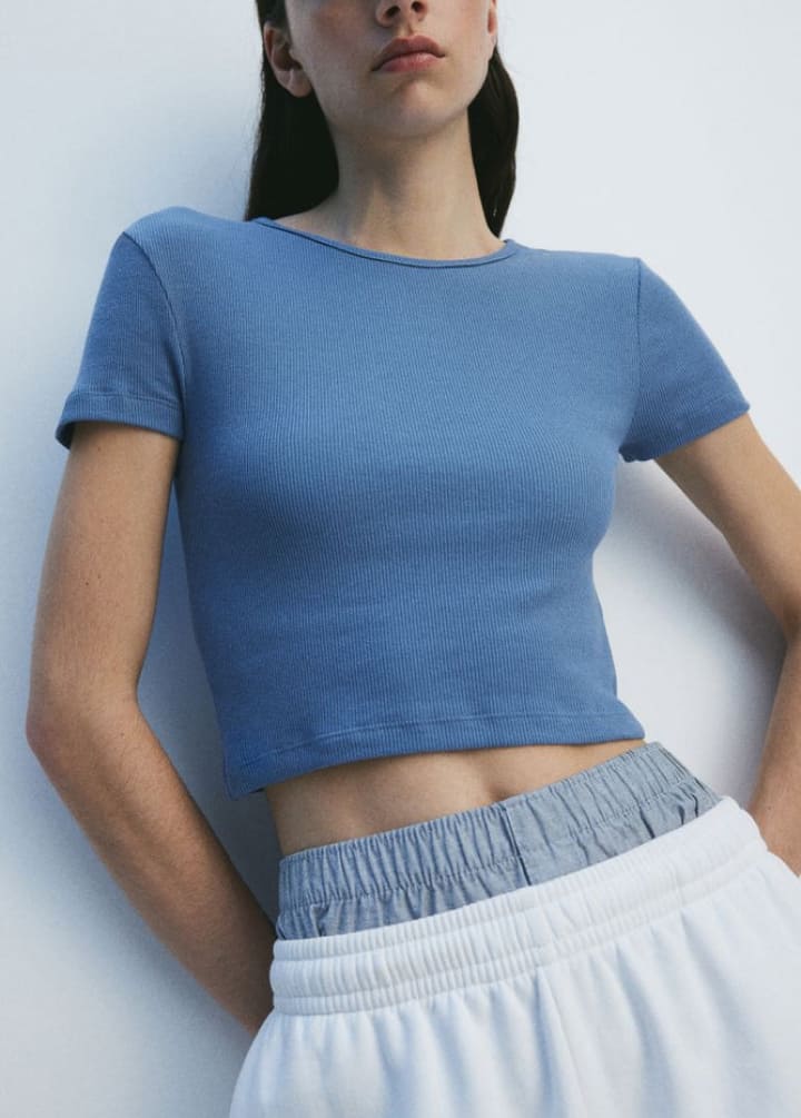Women Active Crop Top